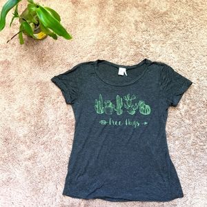 FREE HUGS Cactus Graphic T-Shirt